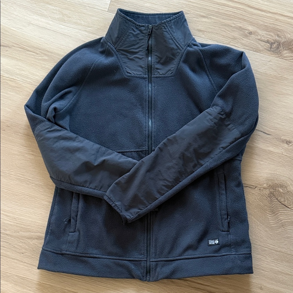 EUC Mountain Hardwear Women’s full zip fleece Slate/dark blue grey Size M